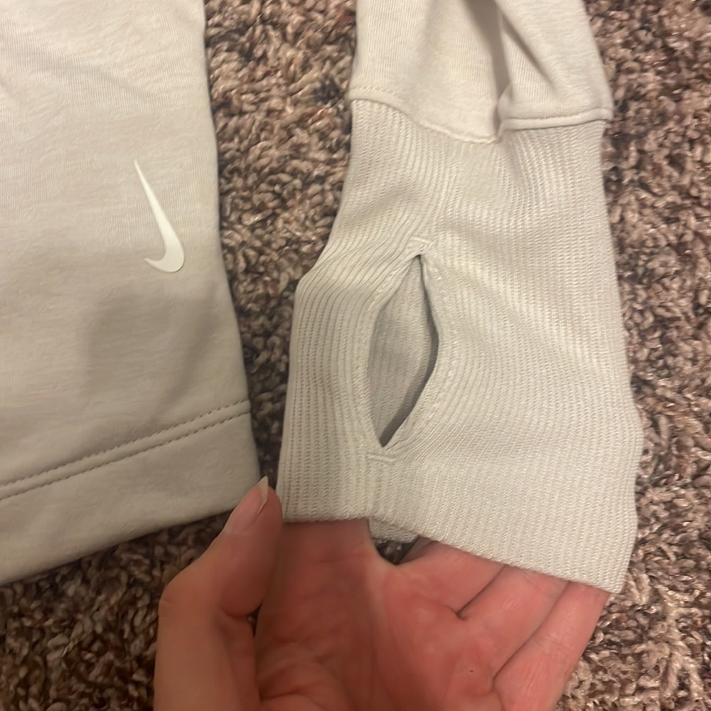 Nike yoga sweater - Picture 3 of 5